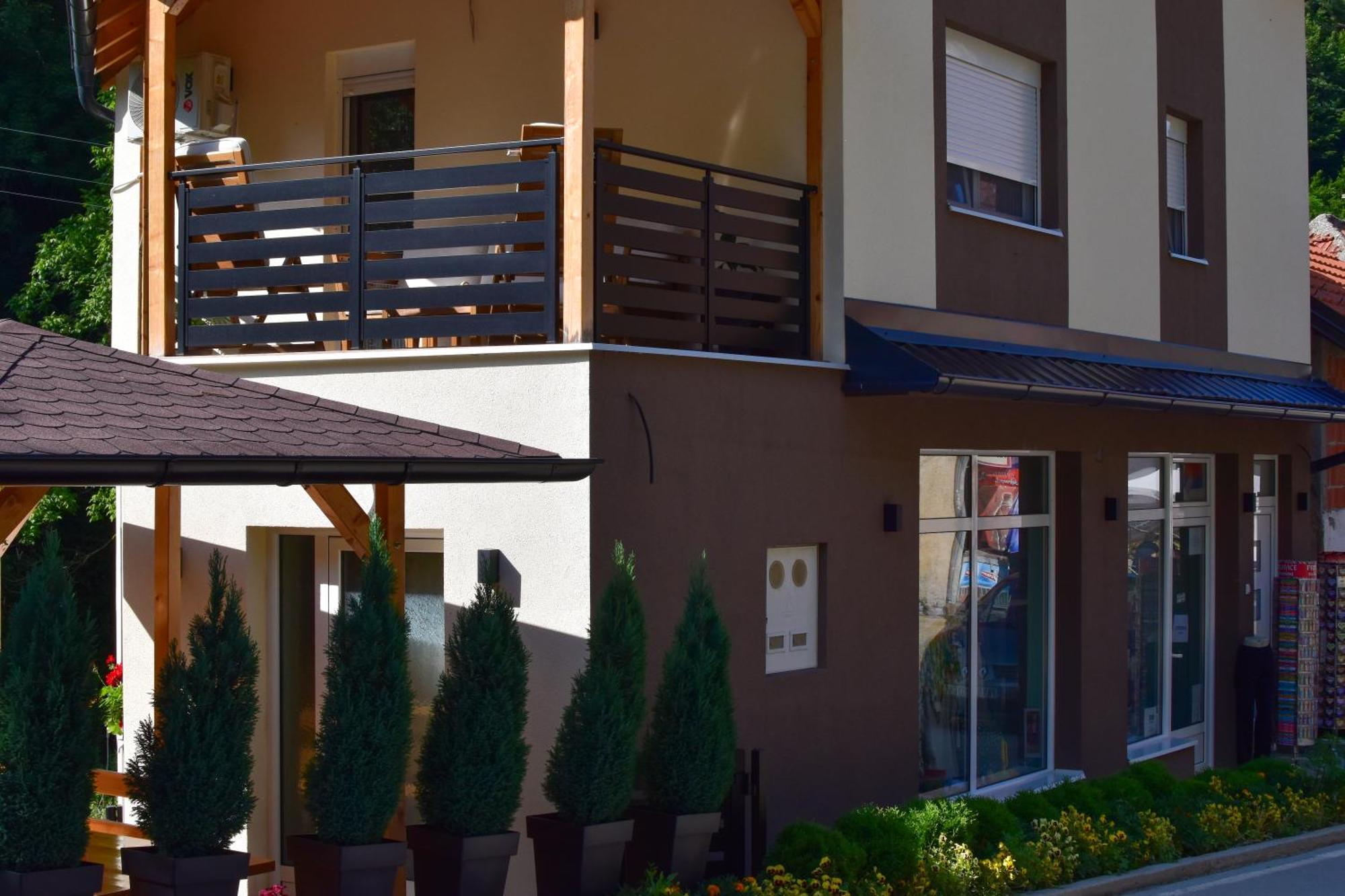 Stiv Apartmani Lukovo Экстерьер фото