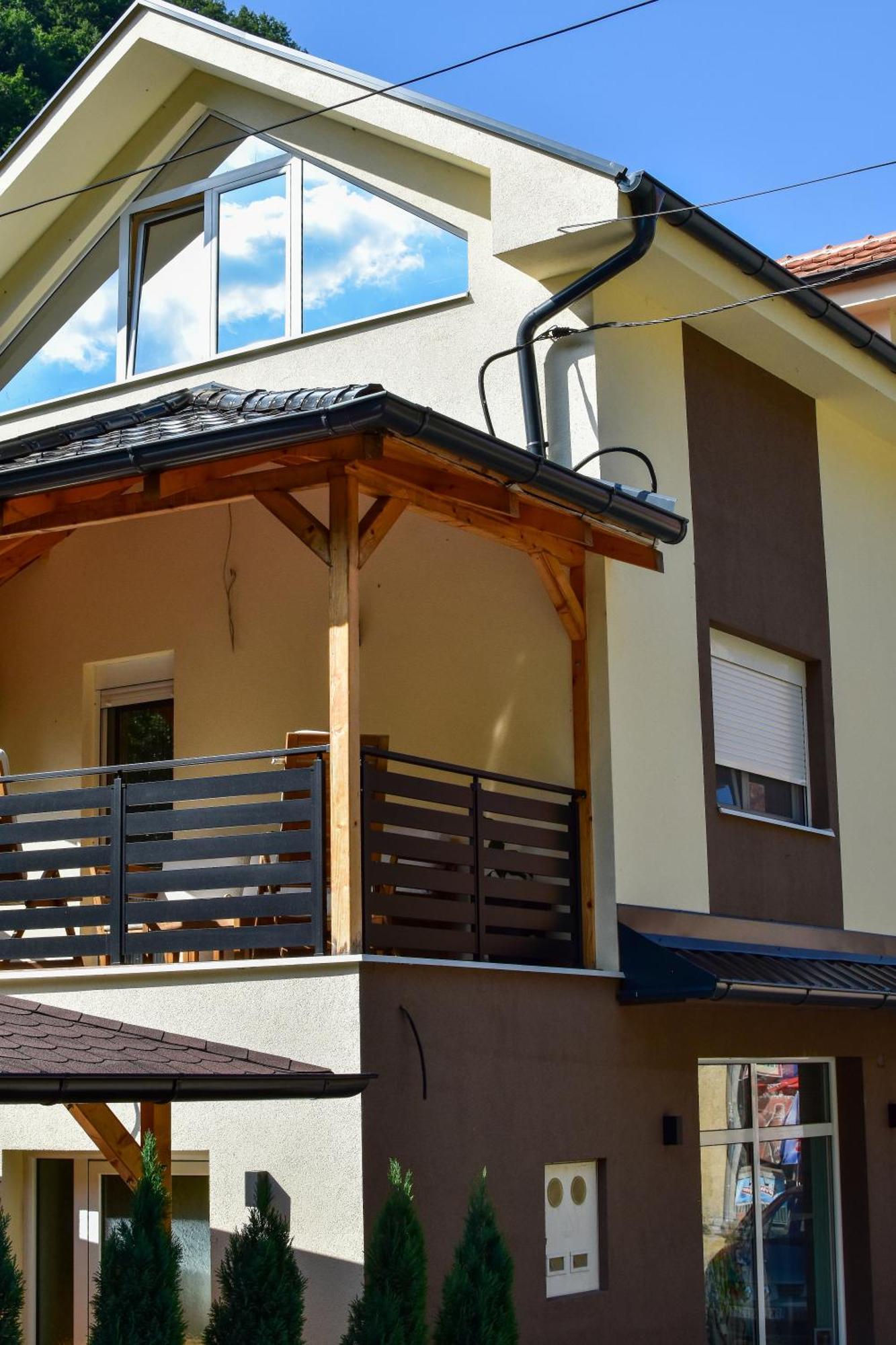 Stiv Apartmani Lukovo Экстерьер фото